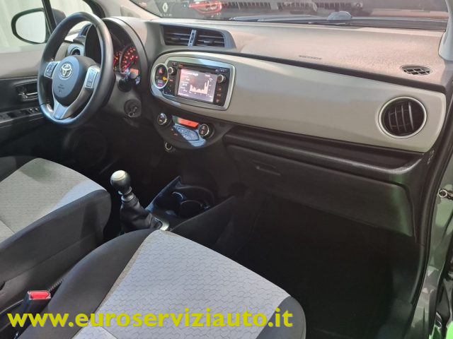 TOYOTA Yaris usata 31