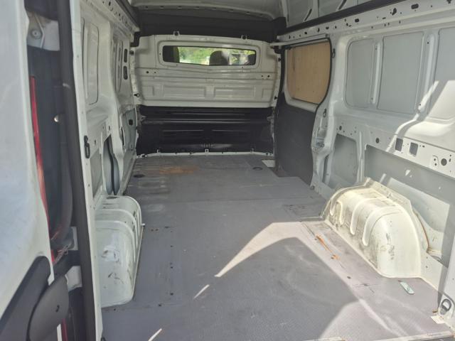 RENAULT Trafic usata, con Autoradio