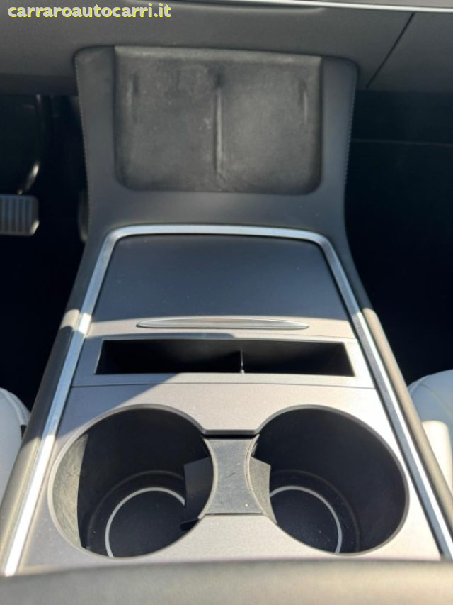 TESLA Model Y usata, con Servosterzo