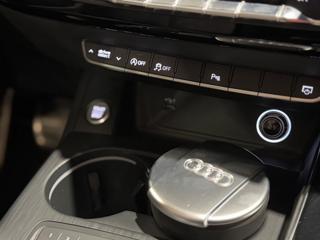 AUDI A5 usata, con USB