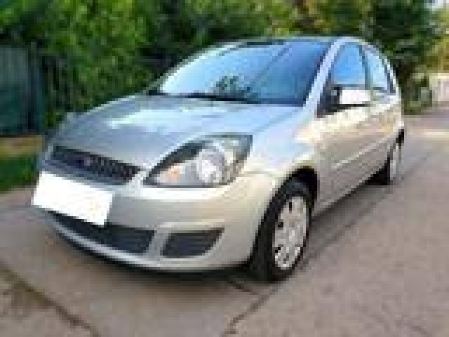FORD Fiesta usata, con ABS