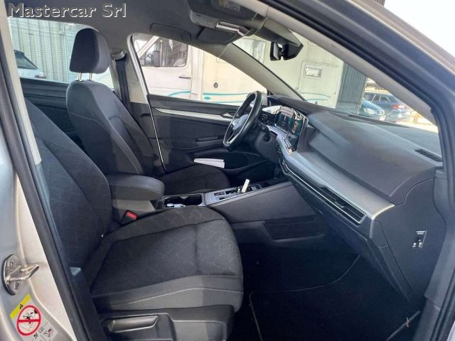 VOLKSWAGEN Golf Variant usata, con Park Distance Control