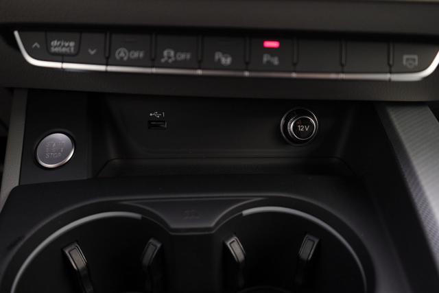 AUDI A5 usata, con Park Distance Control