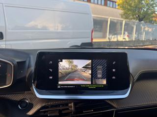 PEUGEOT 2008 usata, con Controllo automatico clima