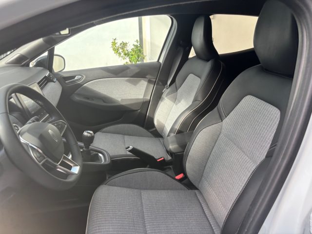 RENAULT Clio usata, con Sound system