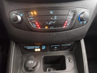 FORD Transit Courier usata, con Volante multifunzione