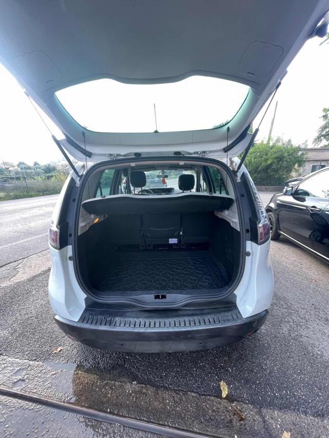RENAULT Scenic usata, con Chiusura centralizzata