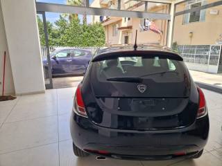 LANCIA Ypsilon usata, con Airbag