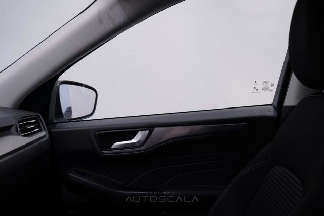 FORD Kuga usata, con Sistema di navigazione