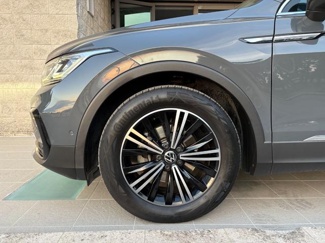 VOLKSWAGEN Tiguan usata, con Sensori di parcheggio anteriori