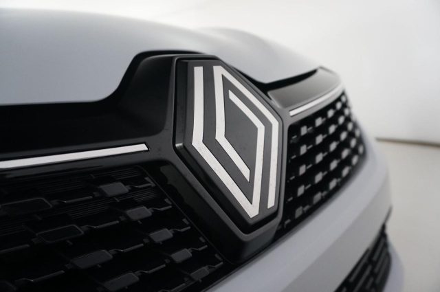 RENAULT Clio usata, con Touch screen
