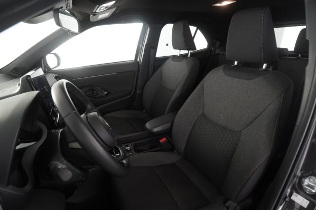 TOYOTA Yaris Cross usata 2