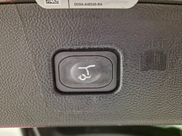 FORD Edge usata, con Sensori di parcheggio anteriori