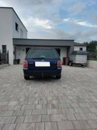 VOLKSWAGEN Passat usata, con Airbag