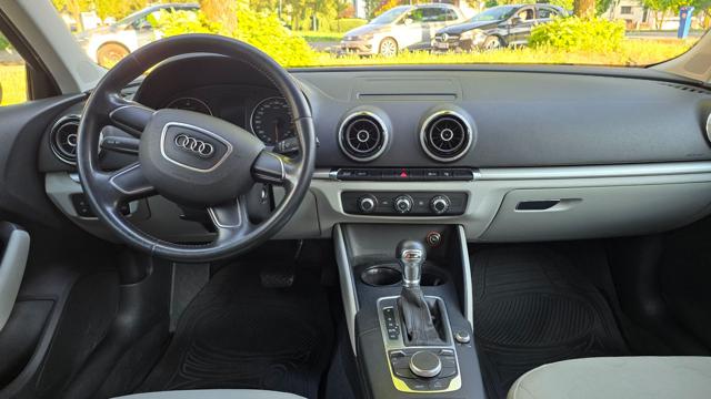 AUDI A3 usata, con Park Distance Control