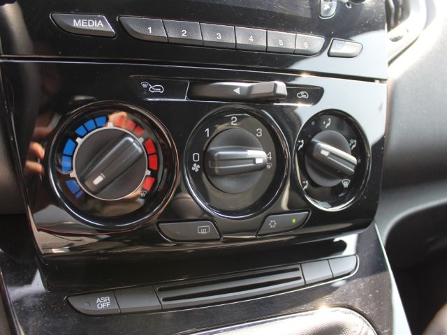 LANCIA Ypsilon usata 25