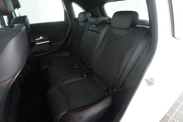 MERCEDES-BENZ CLA usata 9