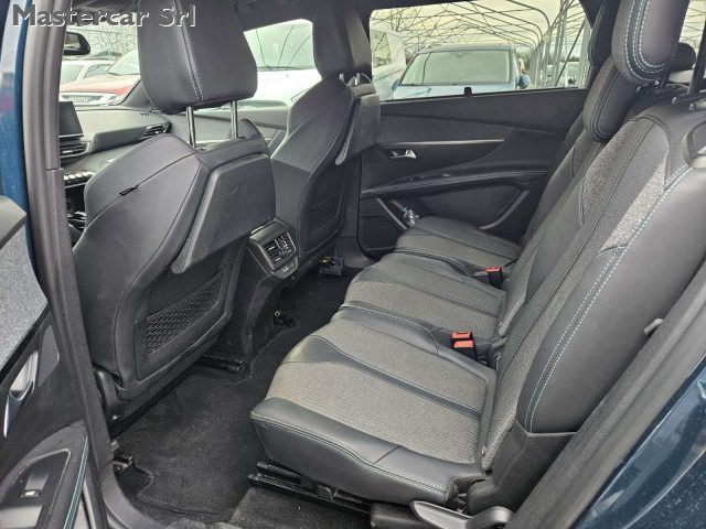 PEUGEOT 5008 usata, con Climatizzatore