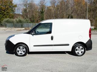 OPEL Combo usata 18