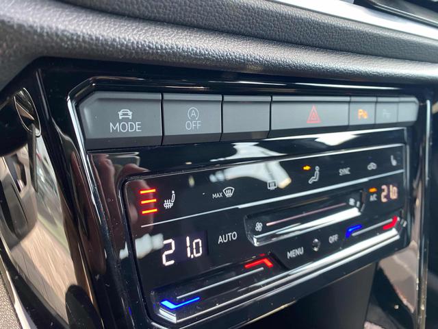 VOLKSWAGEN T-Roc usata, con Sedile posteriore sdoppiato