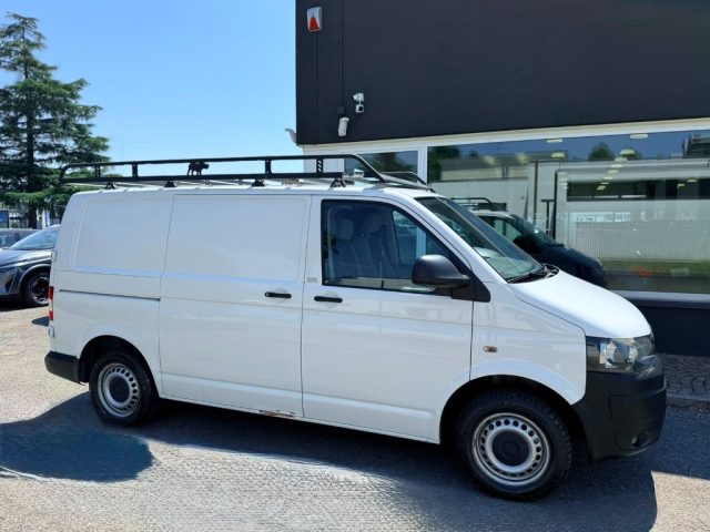 VOLKSWAGEN Transporter usata, con Autoradio