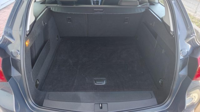 OPEL Astra usata, con Interni in pelle
