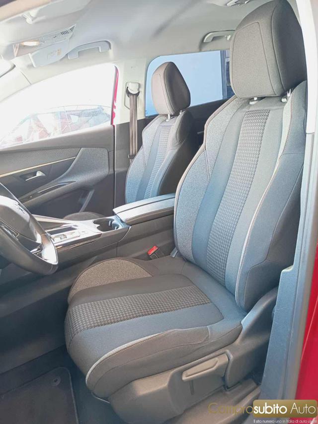 PEUGEOT 5008 usata 23