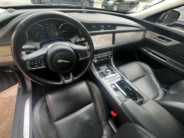 JAGUAR XF usata, con Climatizzatore