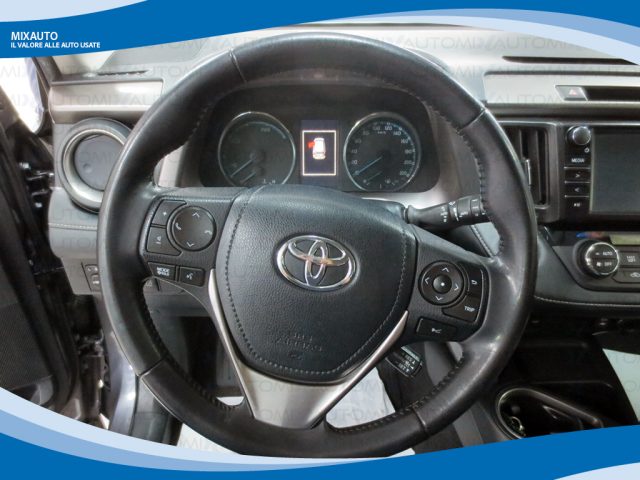 TOYOTA RAV 4 usata, con Airbag Passeggero