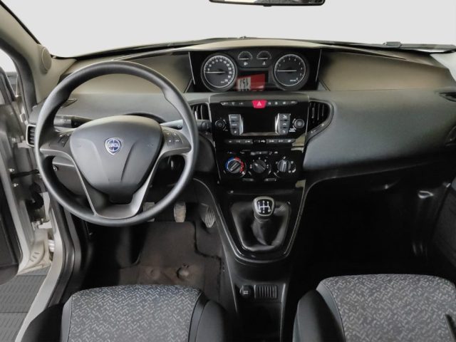 LANCIA Ypsilon usata 9