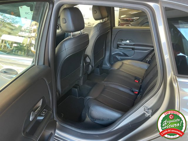 MERCEDES-BENZ B 180 usata, con Park Distance Control