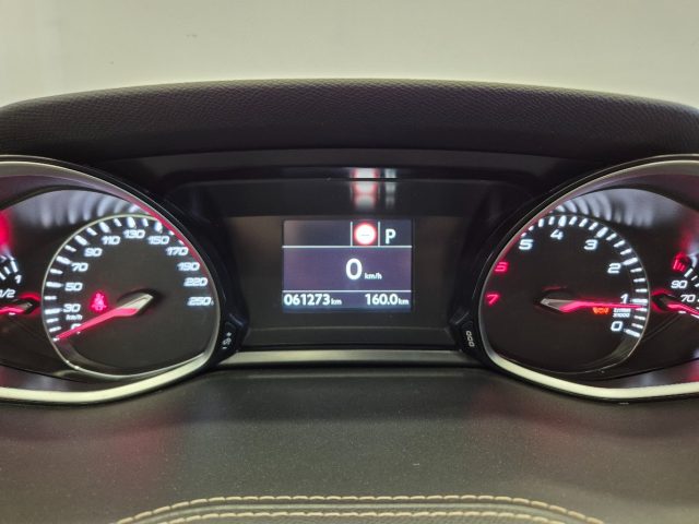 PEUGEOT 308 usata, con Controllo automatico clima