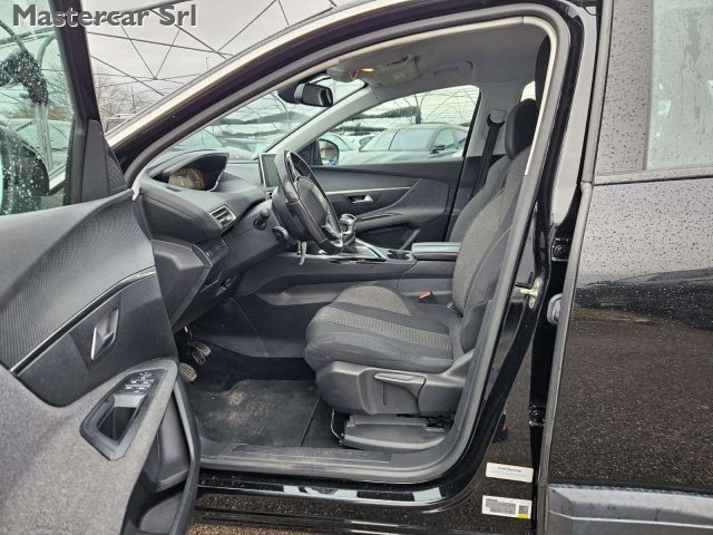 PEUGEOT 3008 usata, con Boardcomputer