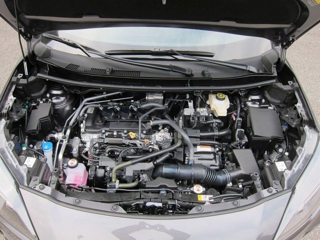 TOYOTA Yaris Cross usata, con Airbag testa