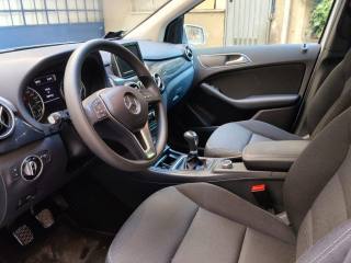 MERCEDES-BENZ B 180 usata, con Chiusura centralizzata