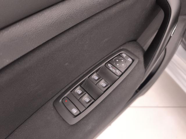 RENAULT Megane usata, con Volante in pelle