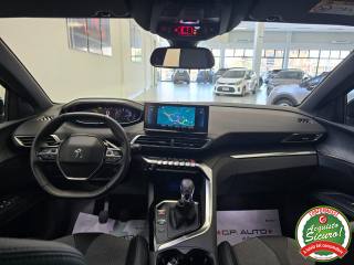 PEUGEOT 3008 usata, con Controllo automatico clima