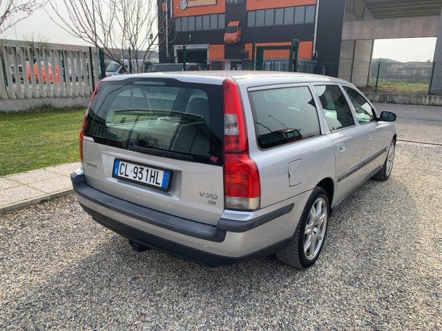 VOLVO V70 usata, con Autoradio