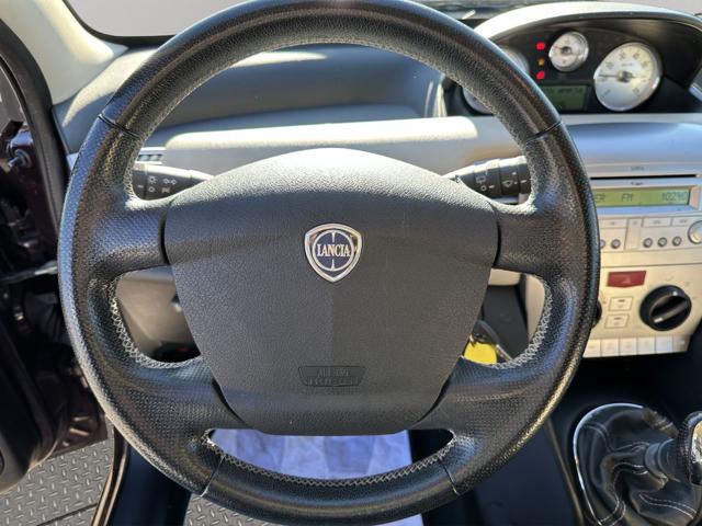LANCIA Ypsilon usata, con Chiusura centralizzata