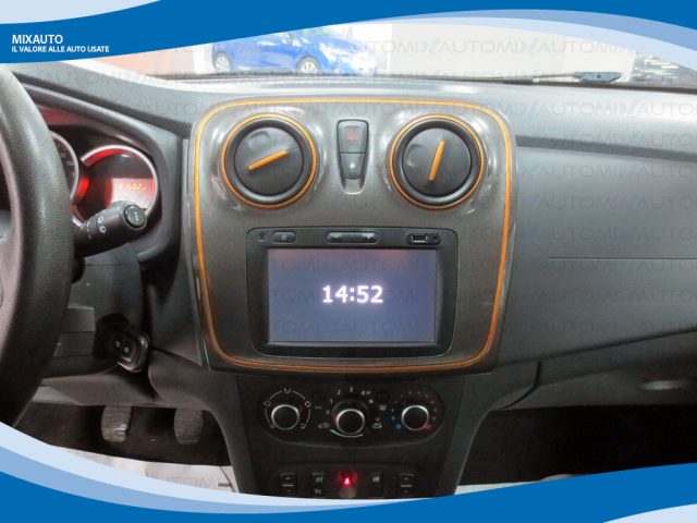 DACIA Sandero usata, con Autoradio
