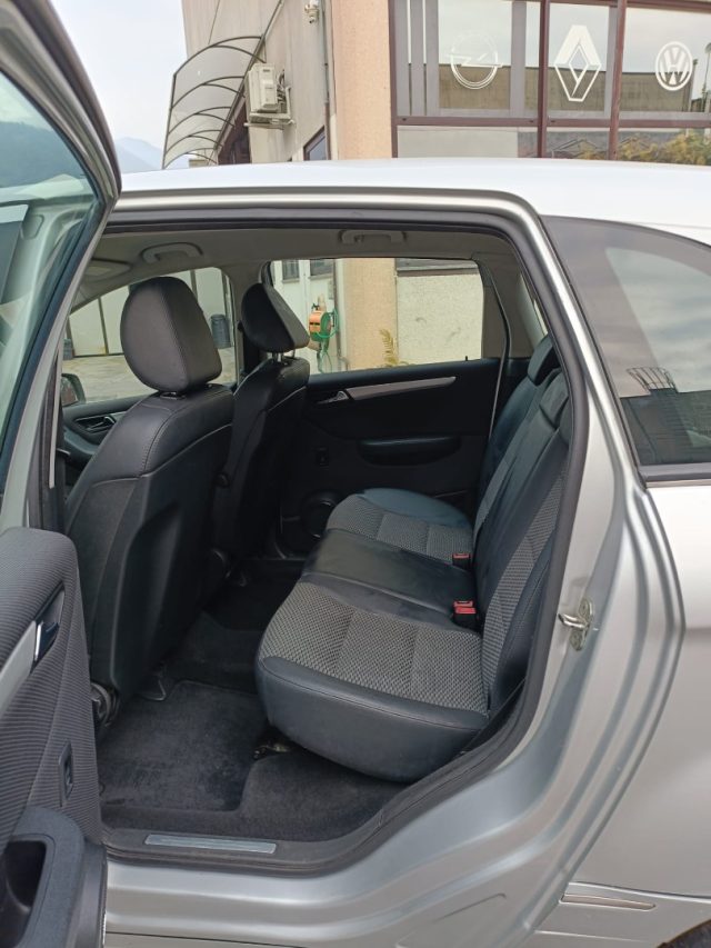 MERCEDES-BENZ B 180 usata, con Climatizzatore
