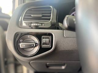 VOLKSWAGEN Golf usata, con Touch screen