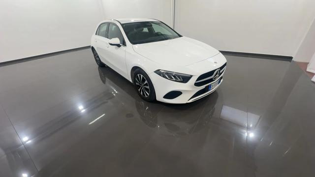 MERCEDES-BENZ A 180 usata, con Airbag