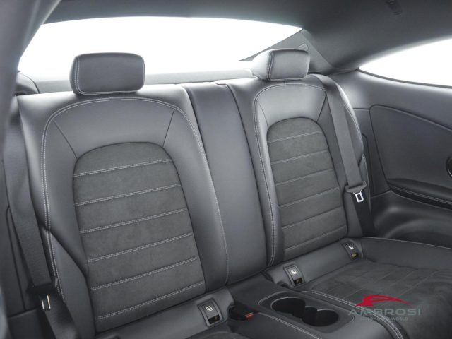 MERCEDES-BENZ CLA usata 10