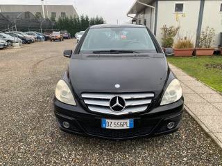 MERCEDES-BENZ B 180 usata, con Airbag