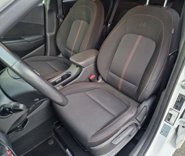 HYUNDAI Kona usata, con Climatizzatore