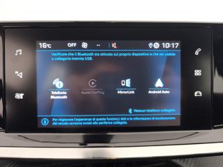 PEUGEOT 2008 usata, con Touch screen