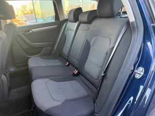 VOLKSWAGEN Passat usata, con Controllo trazione