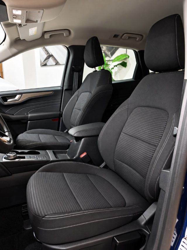 FORD Kuga usata, con Park Distance Control