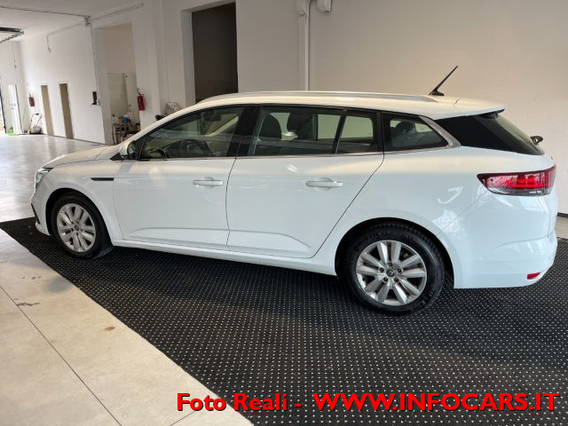RENAULT Megane usata, con Controllo automatico clima